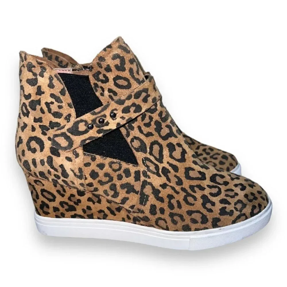 Linea Paolo Freshton Leopard Print‎ Suede Wedge Sneakers Women's 5.5M